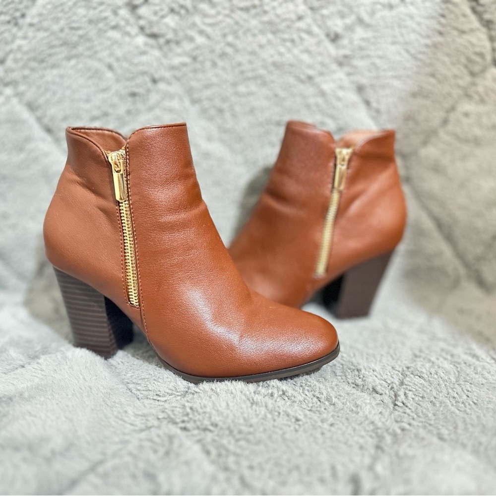 Brown Jessica Cline ankle boots